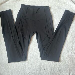 Lululemon Black High Waisted Full Length Leggings With Pockets
